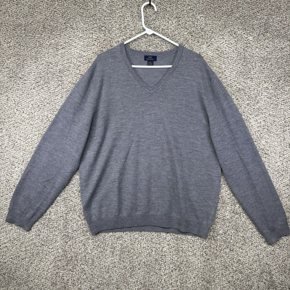 Brooks Brothers Sweater Men's Size XL Gray V Neck Extra Fine Italian Merino Wool